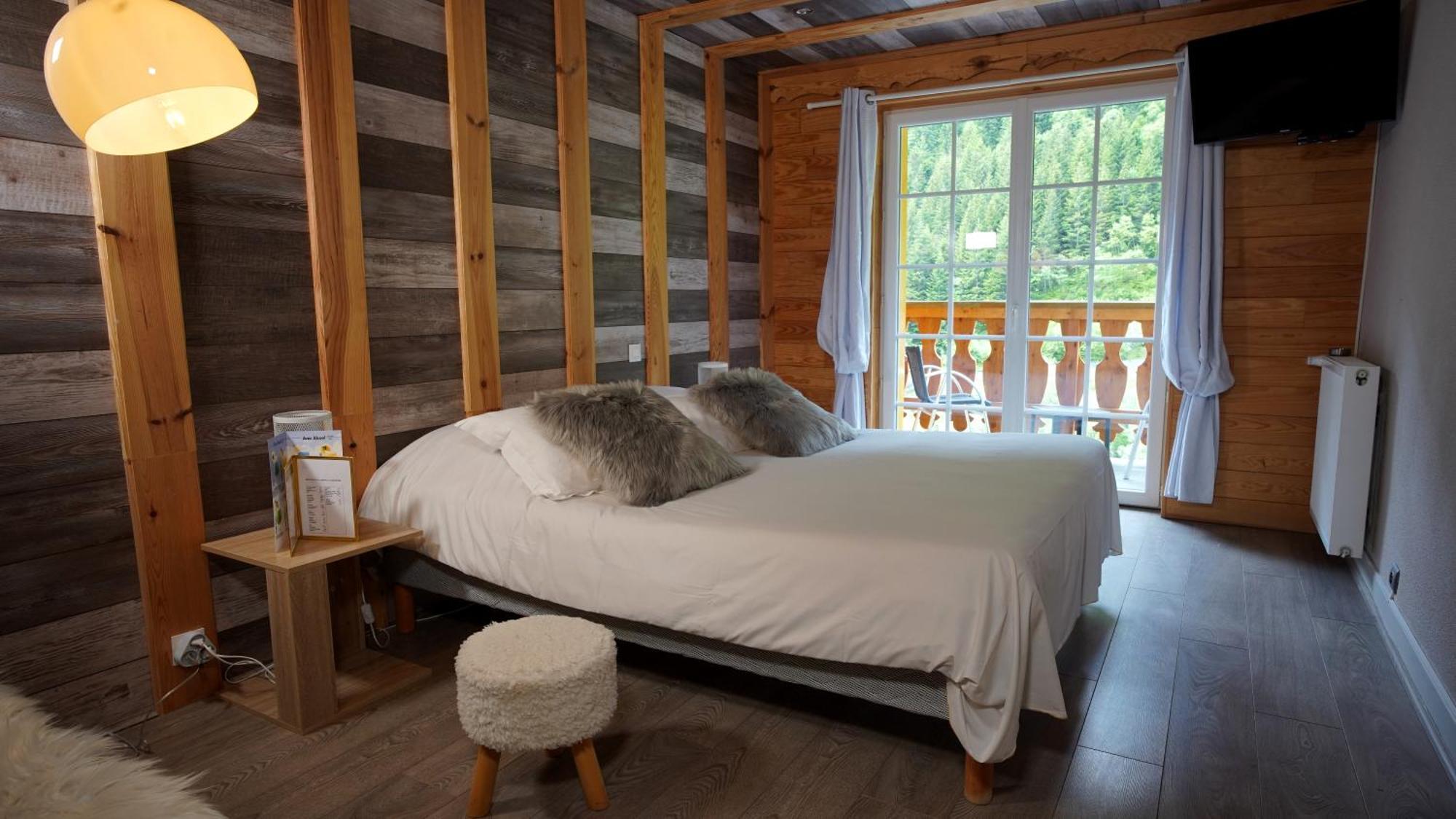 La Sapiniere Hotel 3*